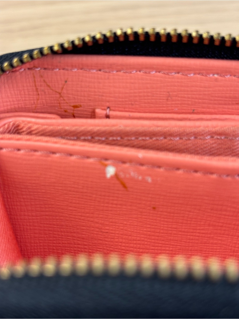 Fossil Black‎ Star-Studded Leather Zip-Around Wristlet Wallet/Clutch - Picture 11 of 11